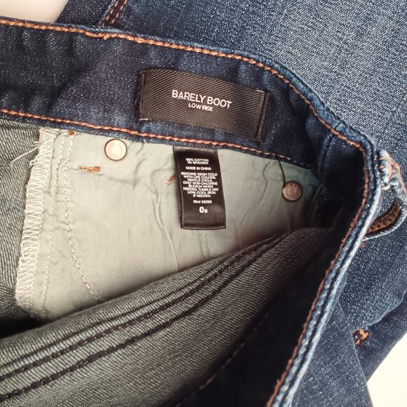 Express Jeans Size 0 Barely Boot Low Rise Dark Wash - Picture 4 of 9